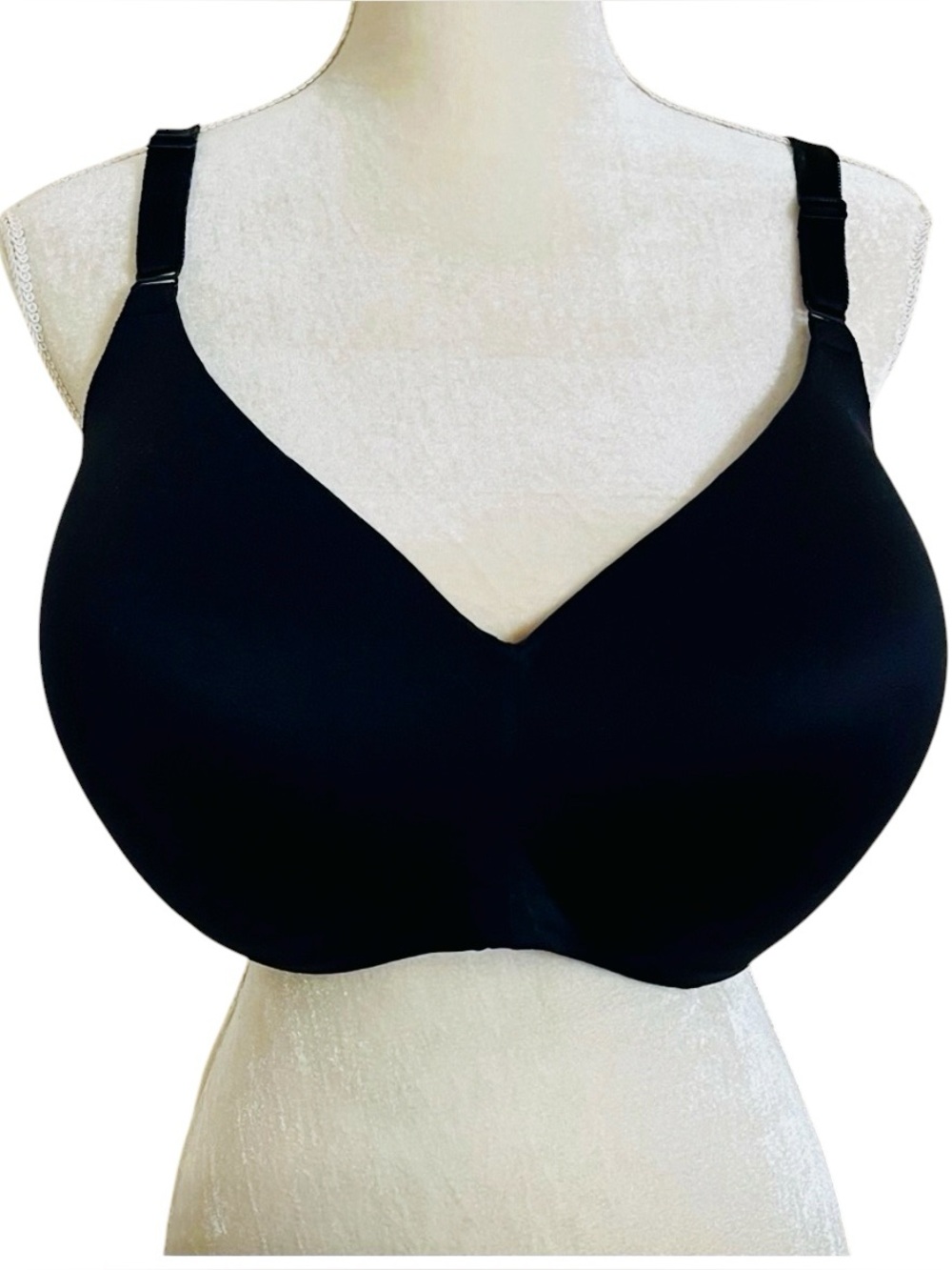 Torrid Dream Wire Free Bra 42DDD 42F Black Full Coverage Back Smoothing